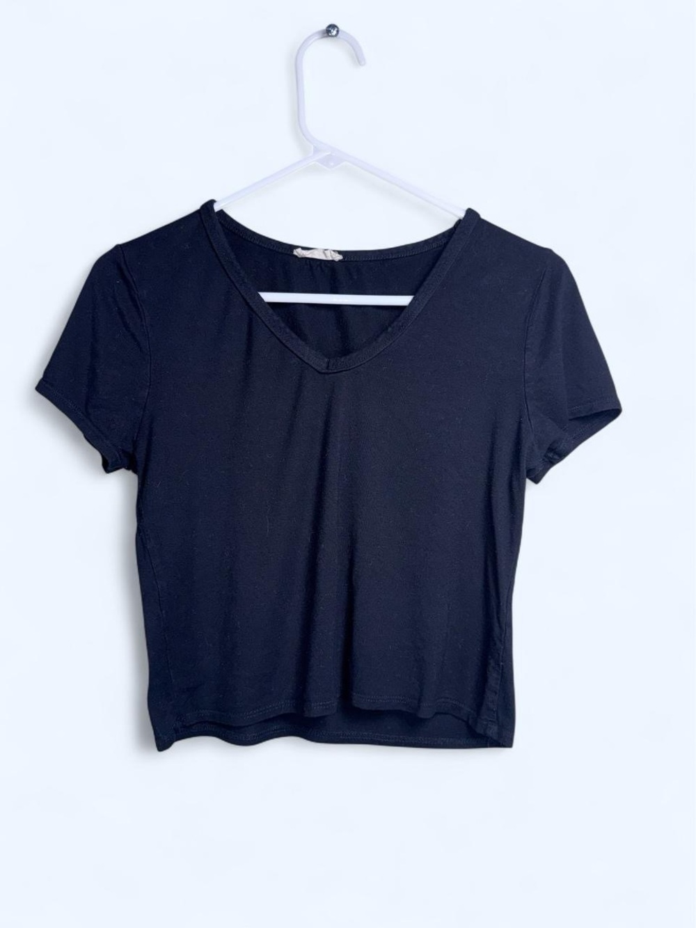 Olivia Rae Black Cropped Baby Tee Medium
